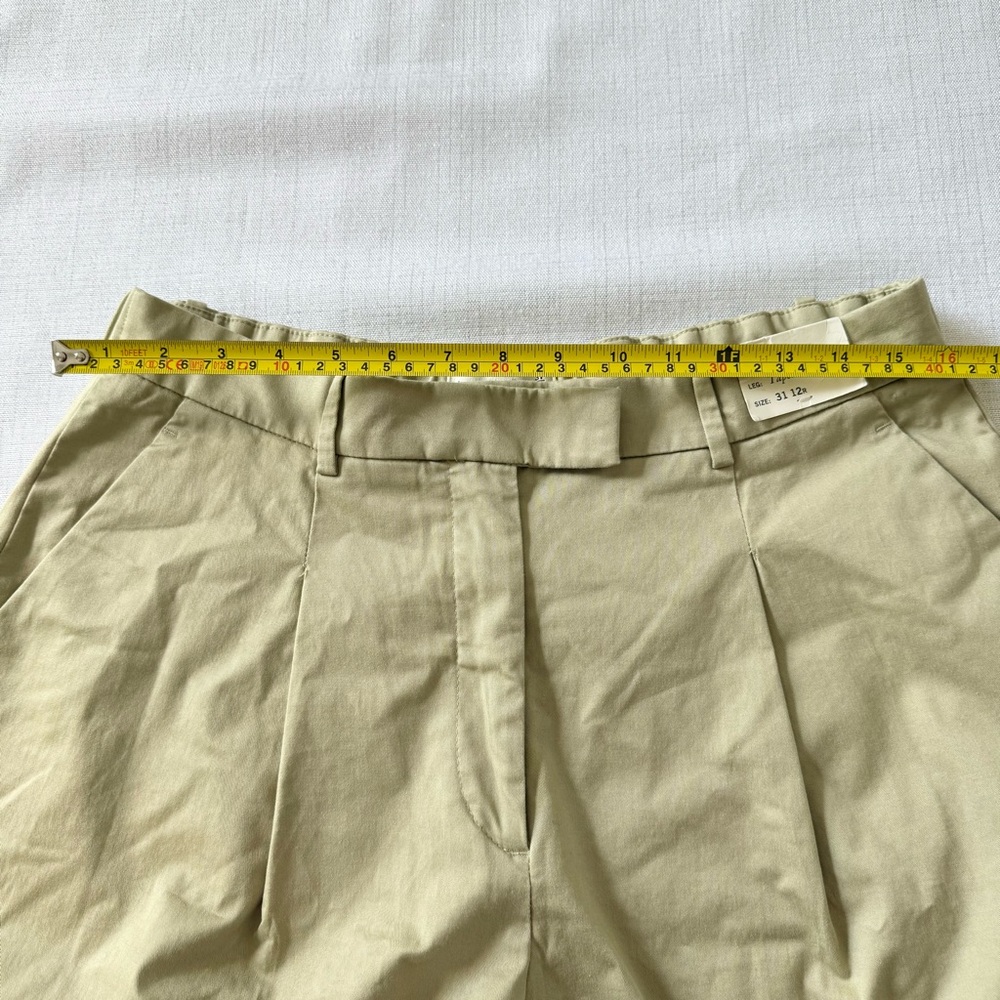 Abercrombie & Fitch Olive Green High-Waisted Pants - Picture 5 of 10